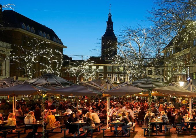 De Grote Markt Den Haag